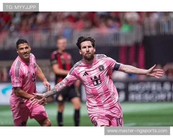 梅西加盟迈阿密国际后首战精彩回顾 打破纪录助力球队逆转获胜